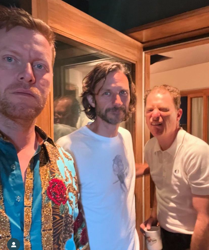 Debs_in_Vic's tweet photo. Tim’s thoughts 💭“ do we have too take another photo I haven’t got my sexy on yet” #timheath you’re always adorable mate ☺️ @the3basics #gotye xx Always ❤️ https://t.co/mHz5fgRIkG