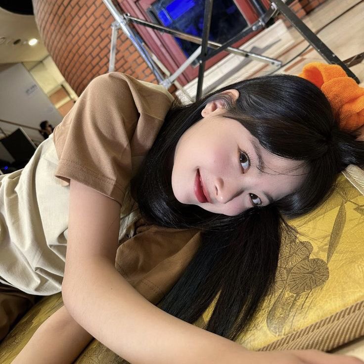 seungcheol as papa strict single parents yang punya dua anak gadis, eunchae as cia dan isa as icel