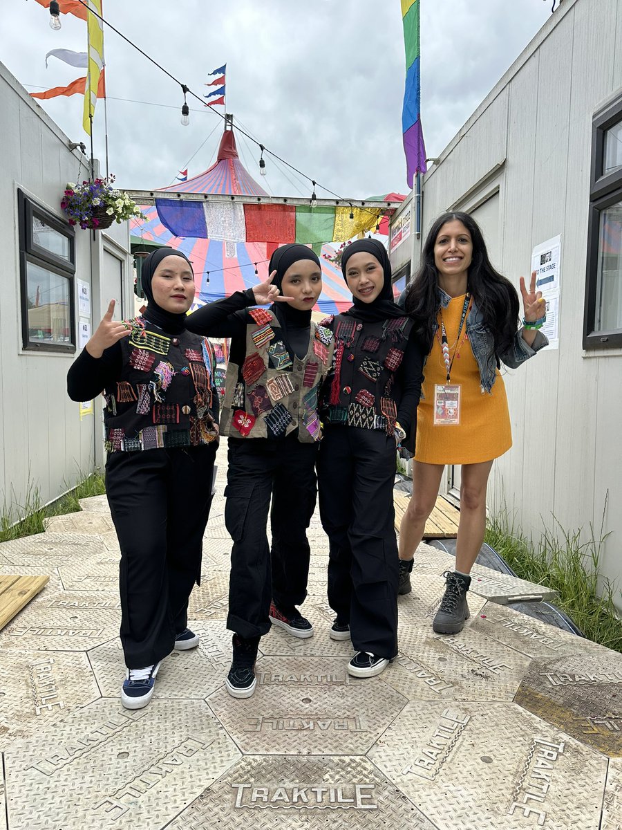 NoorNanji's tweet image. I give you: the first Indonesian band to play Glasto. An all female, Muslim metal band no less. On stage now #glastonbury2024 @baceprotvoices