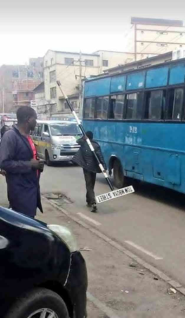 Na TomMboya Road mulihamisha pia....Sahi sasa ameshika tama vizuri.