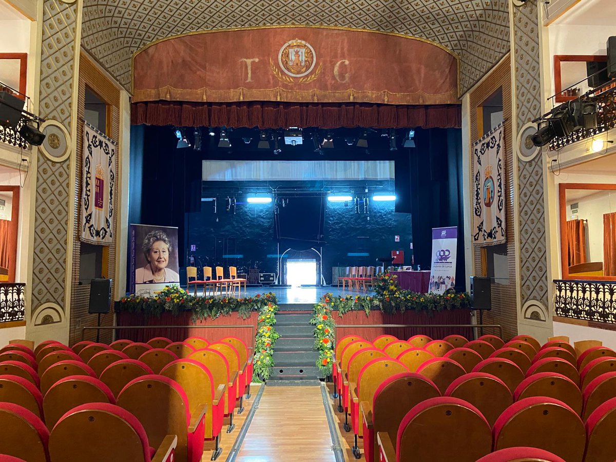 Ya está todo preparado el <a href="/TeatroGuerra/">Teatro Guerra</a> para la entrega esta tarde de los premios del <a href="/CertamenRSala/">Certamen Rosalía Sala</a>  2024. 
¡No te lo pierdas!