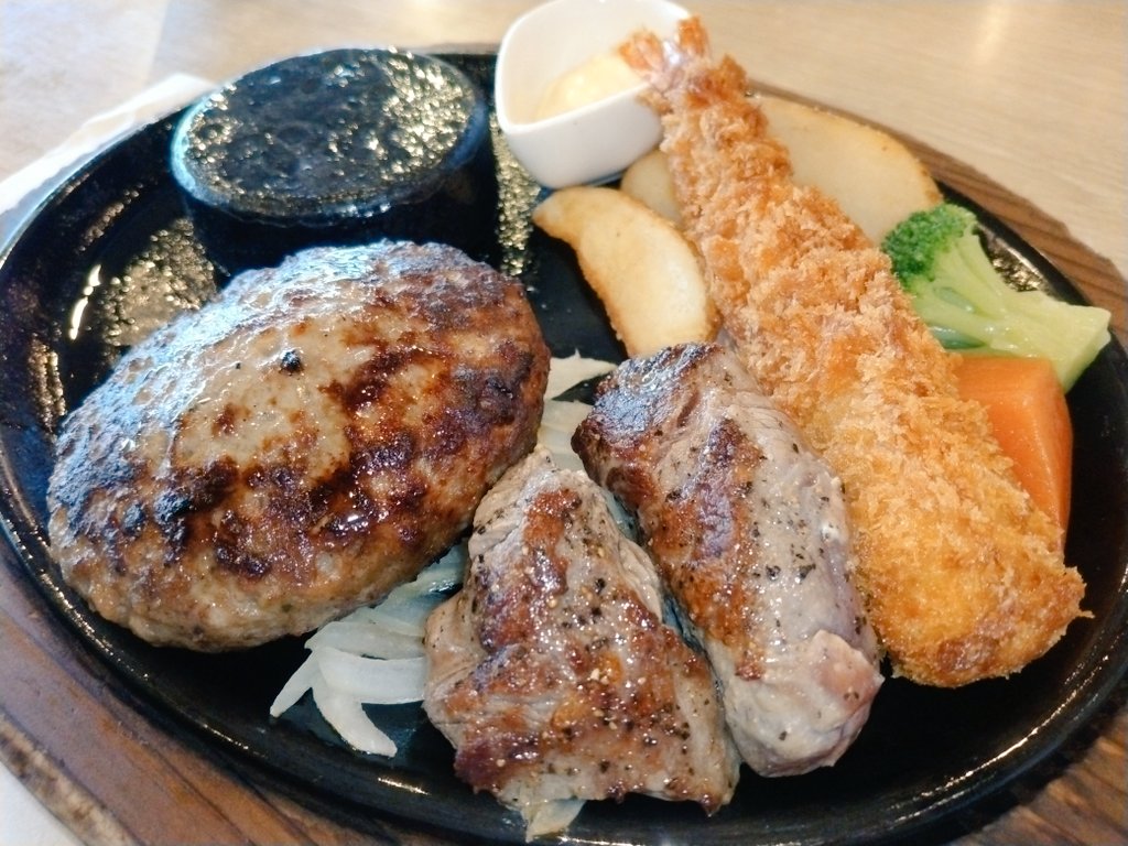 優待ランチは6月末期限！
・力の源HD　一風堂
極 からか麺

・JR九州 うまや
 楽屋めし、うちのたまごプリン

・あさくま
スペシャルランチプレート

今週は金融株が好調！
ティーガイア、あさくま、愛知電機なども上げてプラス！
お疲れ様でした♪
#株主優待 #一風堂 #うまや