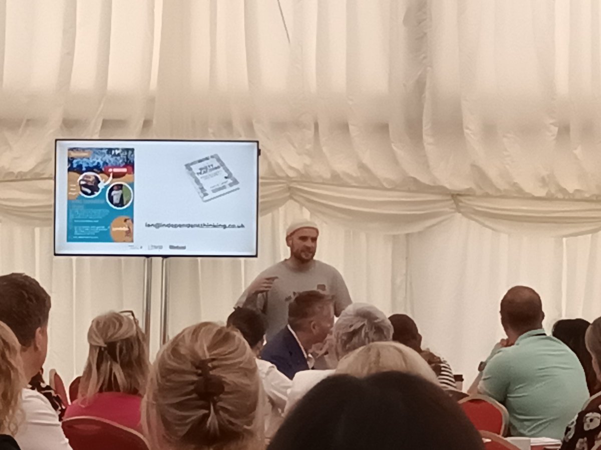 EP3577's tweet photo. An @ITLWorldwide event wouldn't be the same without a performance from @RhythmicalMike here with @learnsheffield for #ITL30 https://t.co/q23mZGqJnl