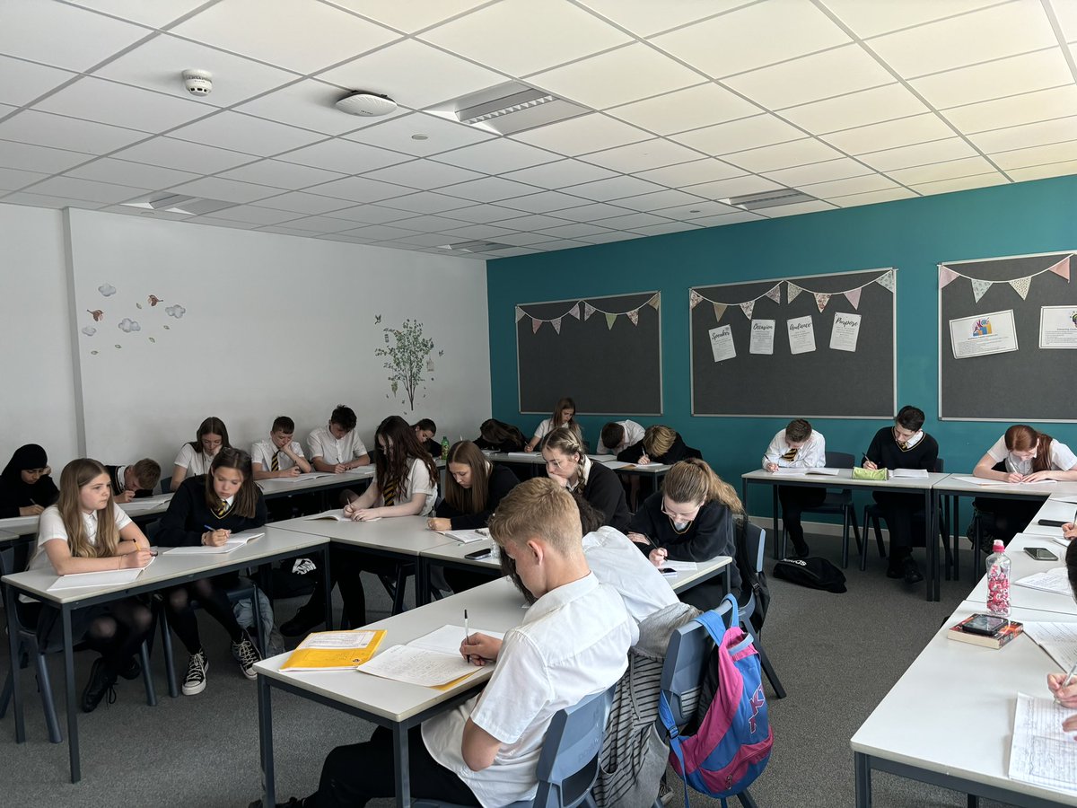 Mrs C Dix tweet media