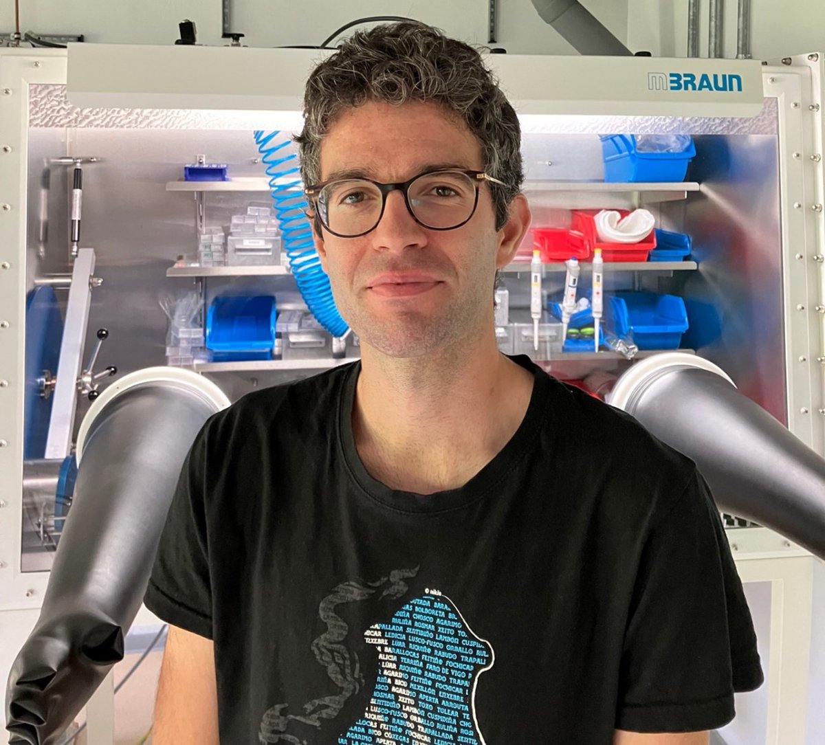 Xabier Rodríguez Martínez, experto en novas tecnoloxías para a recollida de enerxía e a descarbonización do subministro eléctrico, incorpórase á UDC como novo investigador de excelencia do programa <a href="/intalent_udc/">InTalent UDC-Inditex</a>, promovido con <a href="/Inditex/">Inditex</a>.

Benvido!👏👏

tinyurl.com/6rh526ay