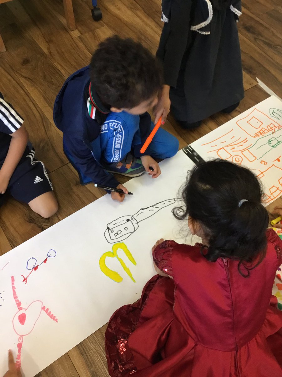 alstonprimaryb9's tweet image. We love a big roll of paper in reception. Today we are making a big map, roads, transport and I think I spy a McDonalds. The children worked beautifully together. Super collaborative work. 😊 #EAD #PSED #ourlocalarea