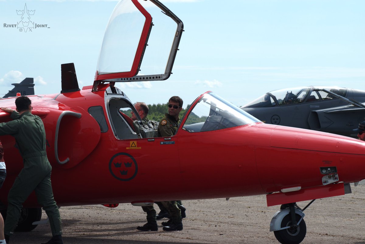 RivetJoint_'s tweet photo. Sk60 static
#aviation #sk60 https://t.co/iuufOuzijs