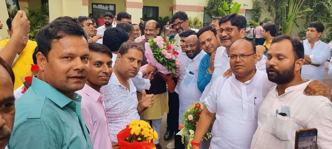 NarendraKala3's tweet photo. देश की 18वीं लोकसभा के अध्यक्ष चुने जाने पर श्री ओम बिरला जी को हार्दिक बधाई एवं शुभकामनाएं। https://t.co/ckQHCYMwFR