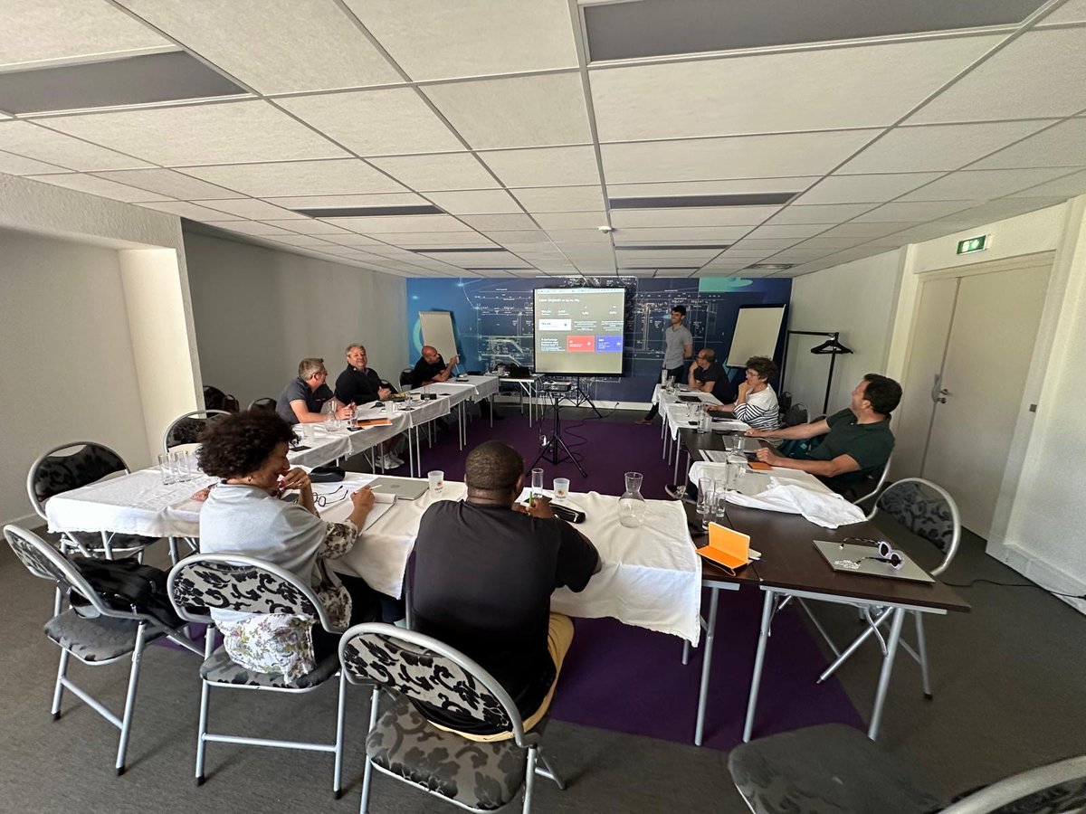 Fede_PC_France's tweet photo. La @Fede_PC_France a organisé, les 24, 25 et 26 juin derniers à Annecy, le 2ème #séminaire annuel des directrices générales et des directeurs généraux du #réseau sur les thèmes de la #RSO et de #SERAFIN-PH.
Faire #fédération, tous #ensemble !
#adherent #handeo @Maelkerdoncuff https://t.co/SPXNKk4Qg9
