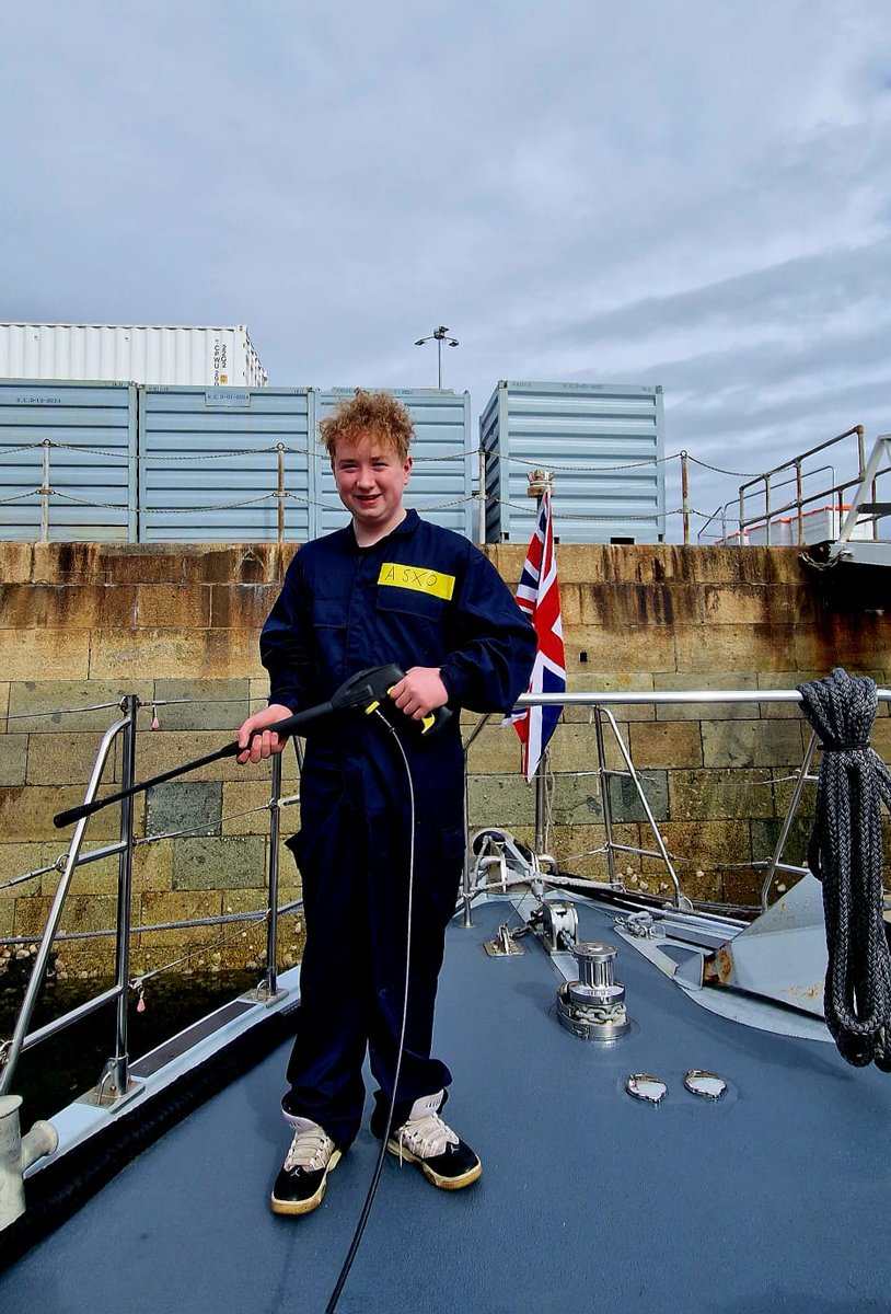 Carrick_Academy's tweet image. Euan 3Y enjoyed a week of work experience down in Portsmouth. He got the opportunity to spend time onboard one of the MOD patrol vessels. He’s certainly found his sea legs!
