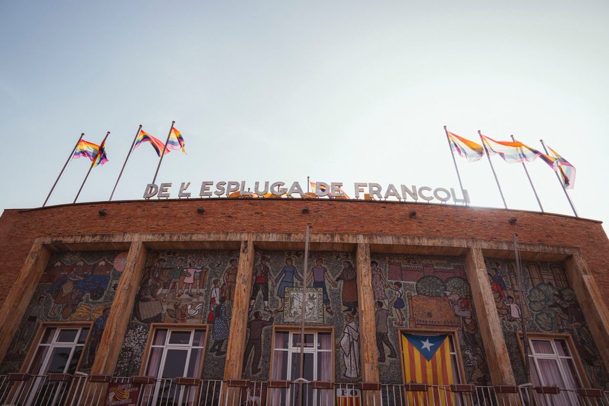 ajtlespluga's tweet photo. 🏳️‍🌈 Aquest dijous al vespre, l'Espluga de Francolí va acollir l'acte institucional que commemora el Dia Internacional de l'Orgull per a l'Alliberament LGBTI+ amb la participació del MH president de la Generalitat, @perearagones , i la consellera @igualtatcat , Tània Verge Mestre. https://t.co/pEaANKBAxM