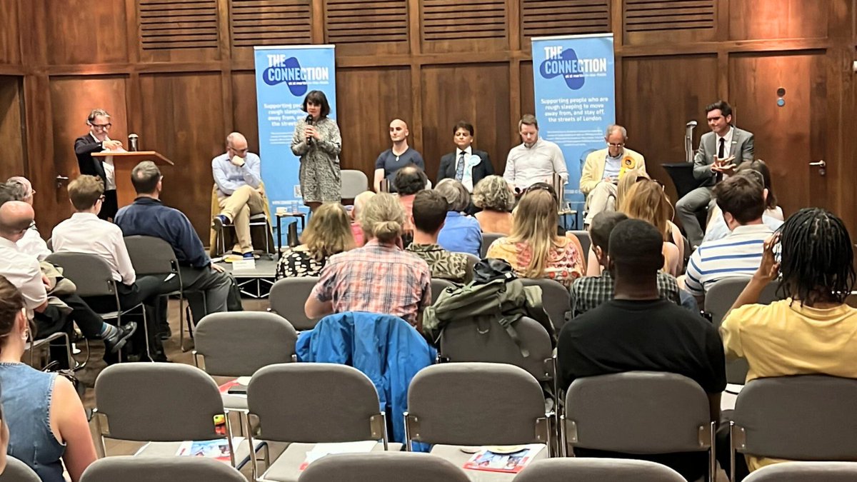 homelesslondon's tweet photo. Thank you to everyone who joined our #HomelessHustings last night.
It was a lively debate about how we can end homelessness and featured some amazing questions from local residents, including people sleeping rough.
Thank you to all the candidates who joined us 🙌
#ElectionUK https://t.co/xrK1jqaoP1