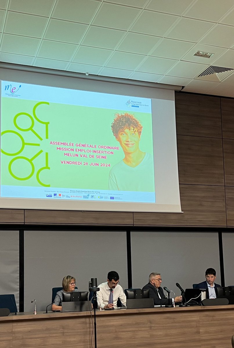 Nous sommes ce matin au <a href="/Sdesm77/">SDESM</a>, avec <a href="/julienaguin/">Julien Aguin</a>, Michèle EULER, Rodolphe CERCEAU, les membres du bureau, les financeurs et de toute notre équipe pour l’assemblée générale ordinaire de notre association.