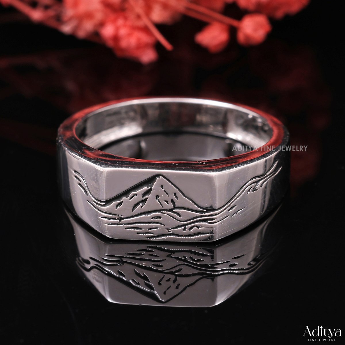 AdityaFineJewel's tweet image. Customized Mountain Ring, 14K Solid Gold Wide Band, Unisex Personalized Jewelry, Tahoe Rocky Top Mountain Ring, Wave Design Signet Ring Gift etsy.me/3zxwYlC via @Etsy 

#signetring
#ringformen
#personalizedjewelry
#chunkymensring
#plainbandring
#giftforhim