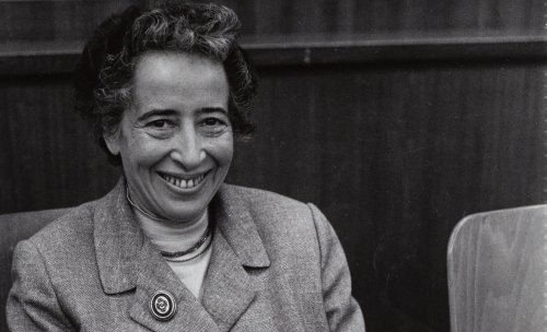 Hannah-Arendt-Institut für Totalitarismusforschung (@hait_tud) on Twitter photo Neues europäisches Hannah Arendt Netzwerk zur Resilienz und Erneuerung der Demokratie!
Zusammen mit <a href="/ArendtInstitute/">Hannah Arendt Instituut</a> <a href="/Arendt_Center/">Hannah Arendt Center at Bard College</a> & dem Hannah Arendt Center <a href="/UniVerona/">Università di Verona</a> etablieren wir ein neues dynamisches Netzwerk im Geiste des kritischen Denkens Hannah Arendts.
Mehr: Neues europäisches Hannah Arendt Netzwerk zur Resilienz und Erneuerung der Demokratie!
Zusammen mit <a href="/ArendtInstitute/">Hannah Arendt Instituut</a> <a href="/Arendt_Center/">Hannah Arendt Center at Bard College</a> & dem Hannah Arendt Center <a href="/UniVerona/">Università di Verona</a> etablieren wir ein neues dynamisches Netzwerk im Geiste des kritischen Denkens Hannah Arendts.
Mehr: