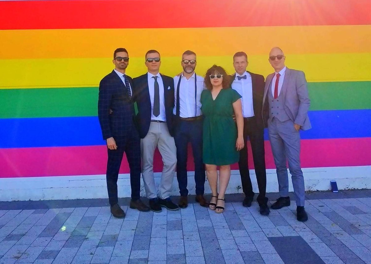 juliancanocmt's tweet photo. Hoy #DiaDelOrgulloLGTBI os dejo el programa que hicimos en su día en #HéroesAnónimos 

ORGULLO EN NUESTROS PUEBLOS, YO ME QUIERO AQUÍ
https://t.co/qSmuXat3oP

@CMM_es @plural_lgtb @Sara_SimonA @igualdadclm @imujerclm @Igualdad_UCLM @ahigeCLM @LGTBIGob @IgualdadLGBT https://t.co/expnQ7dKTU
