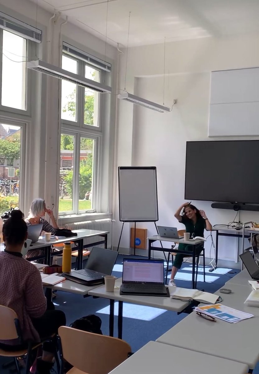 Universiteit voor Humanistiek tweet media