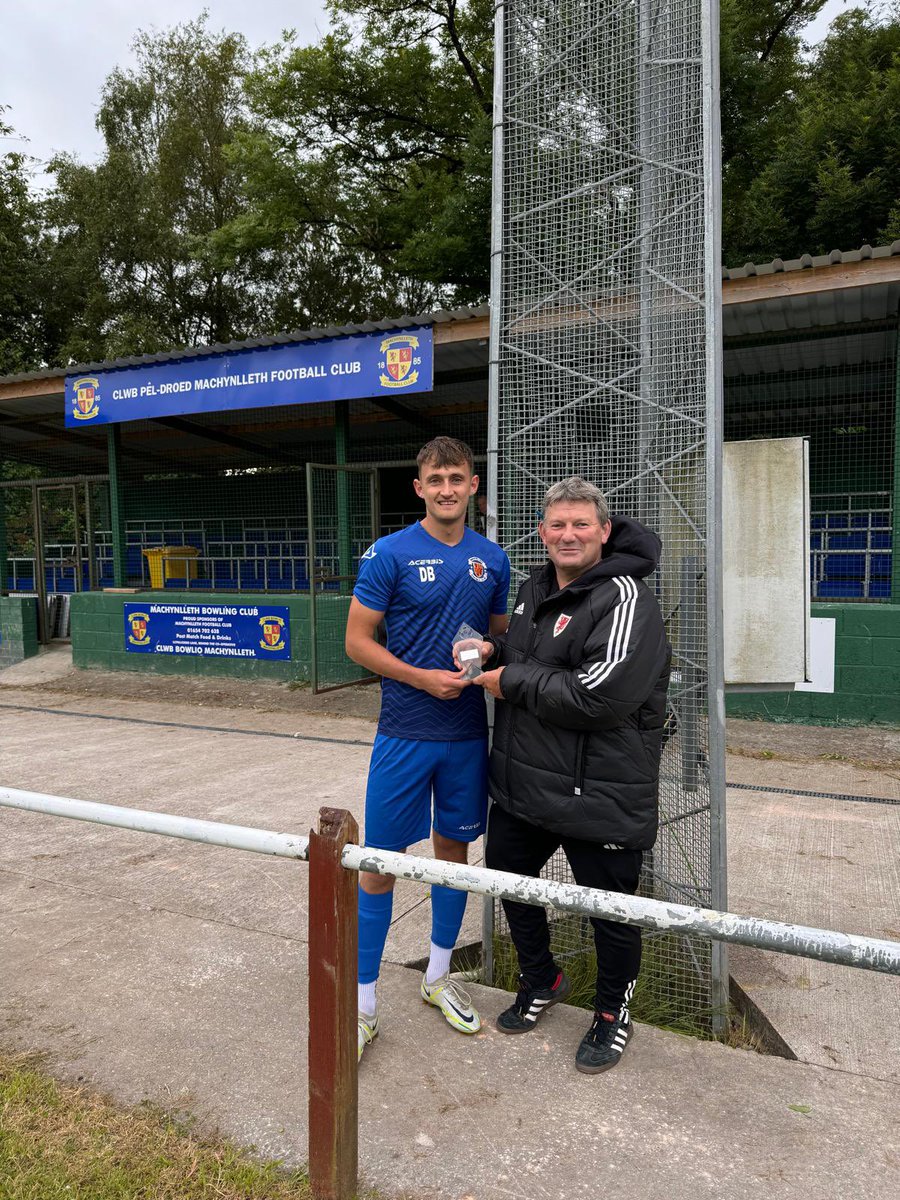 Machynlleth FC tweet media