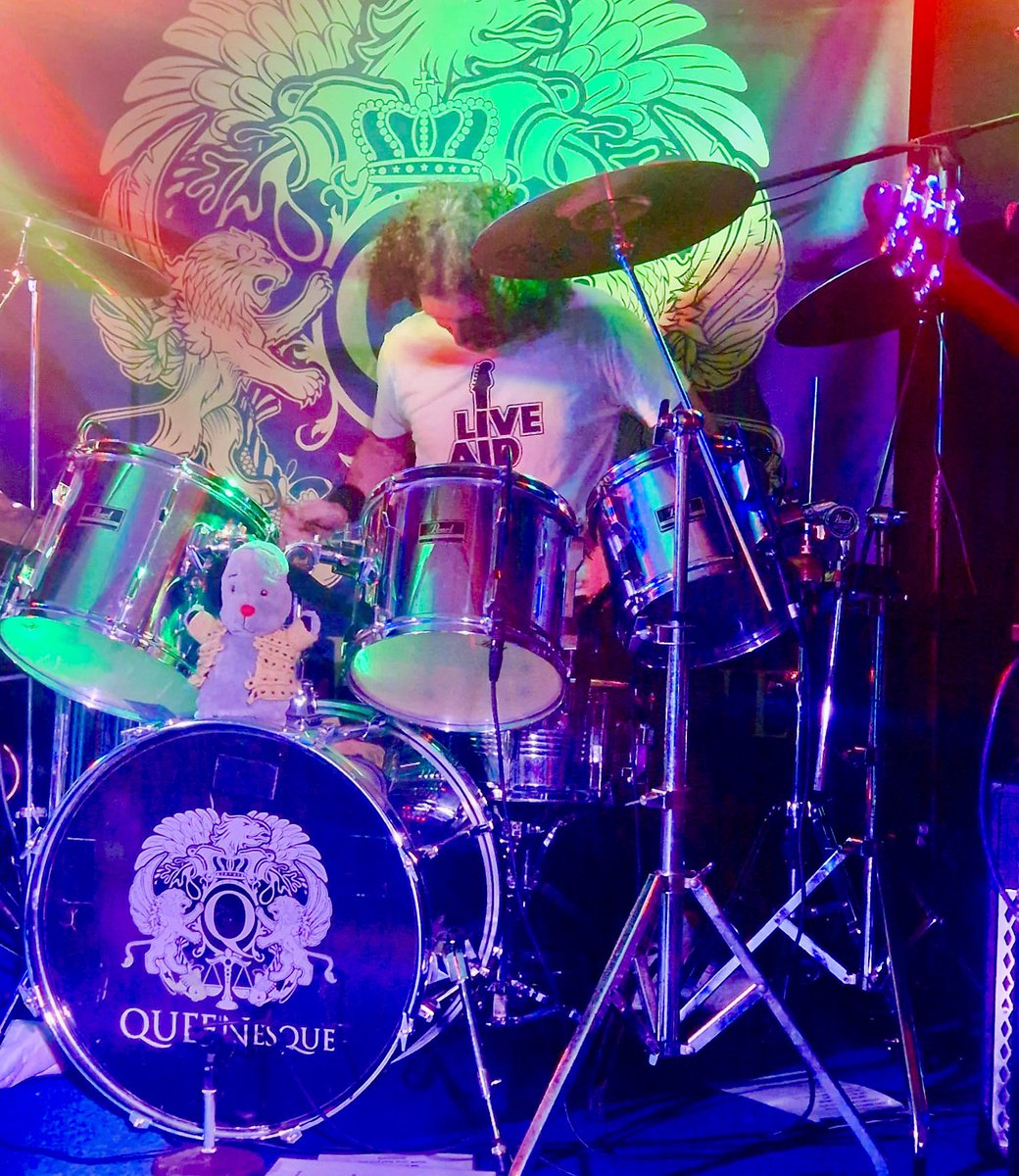 _Queenesque's tweet image. A warm and sunny day for our gig at Dunscar, in Bolton. 22/6/24
We thank you all.
(Pictures by Andrea Straw/Julie Booth/Tony Hogg)