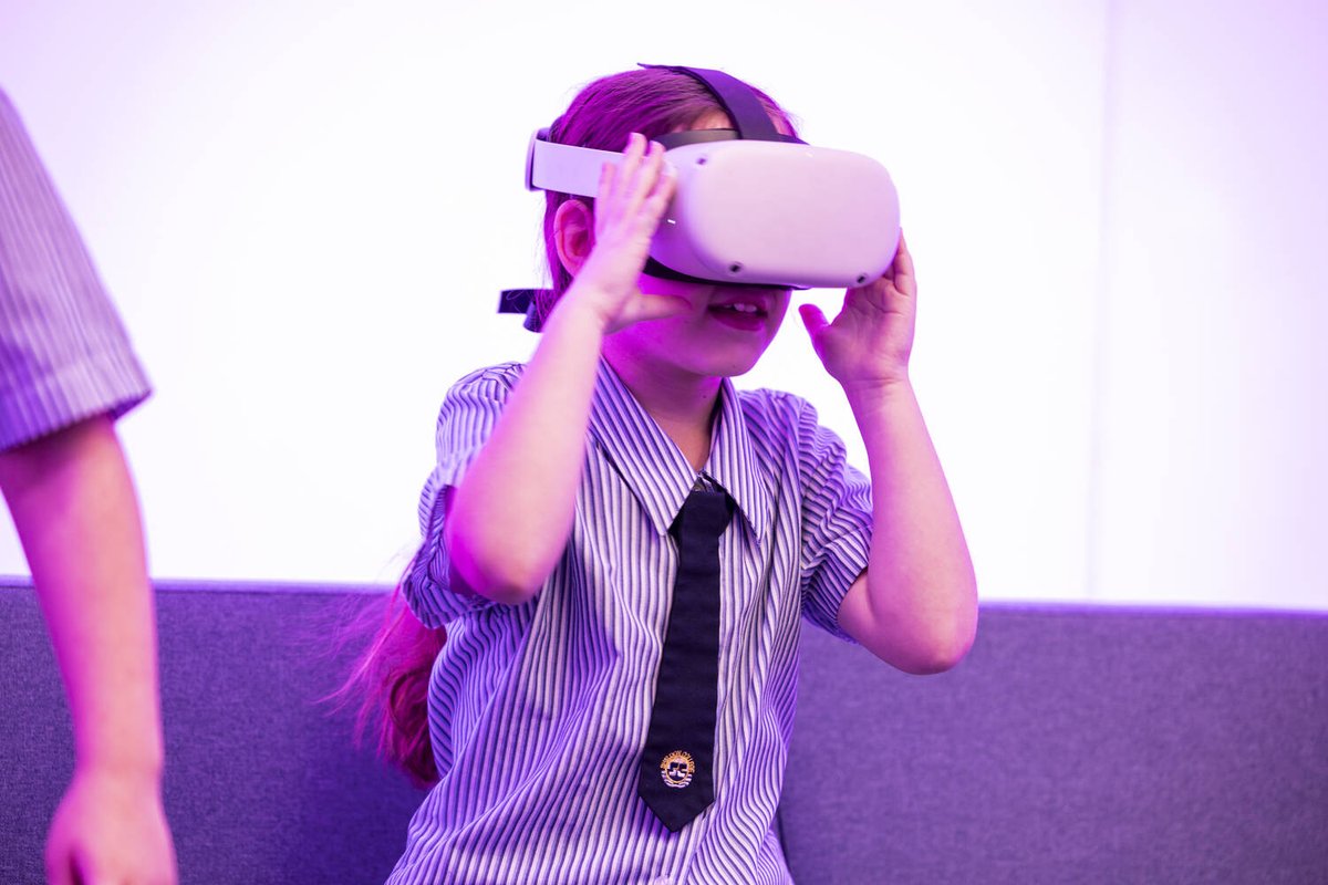 sheldoncollege tweet media