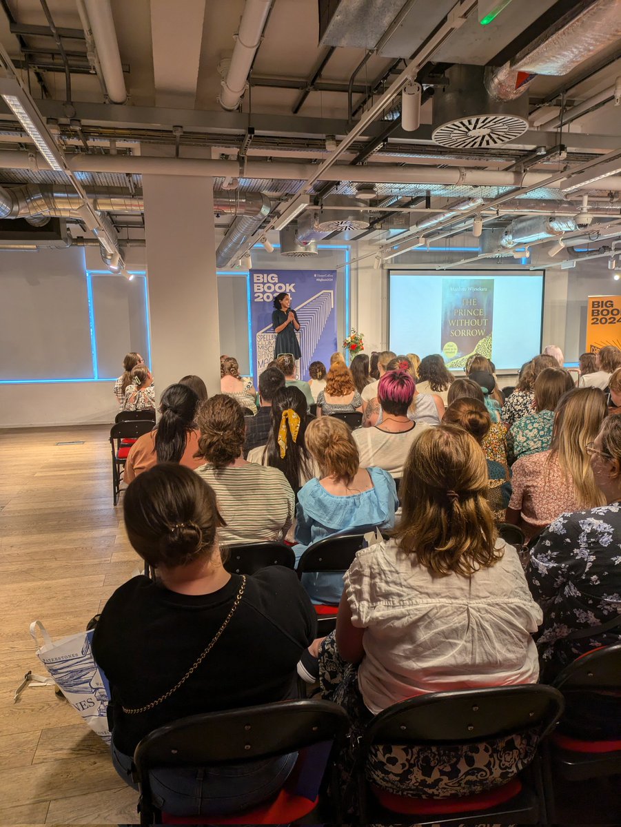 A true #BigBook2024 extravaganza yesterday with over 80 booksellers attending our international event in the morning and a fabulous roadshow at Foyles by night ✨ I am definitely Big Booked out!