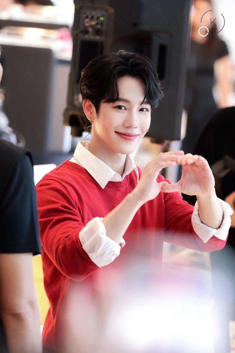 W ━ ❄️ ft. วอร์เดอมอร์ tweet media