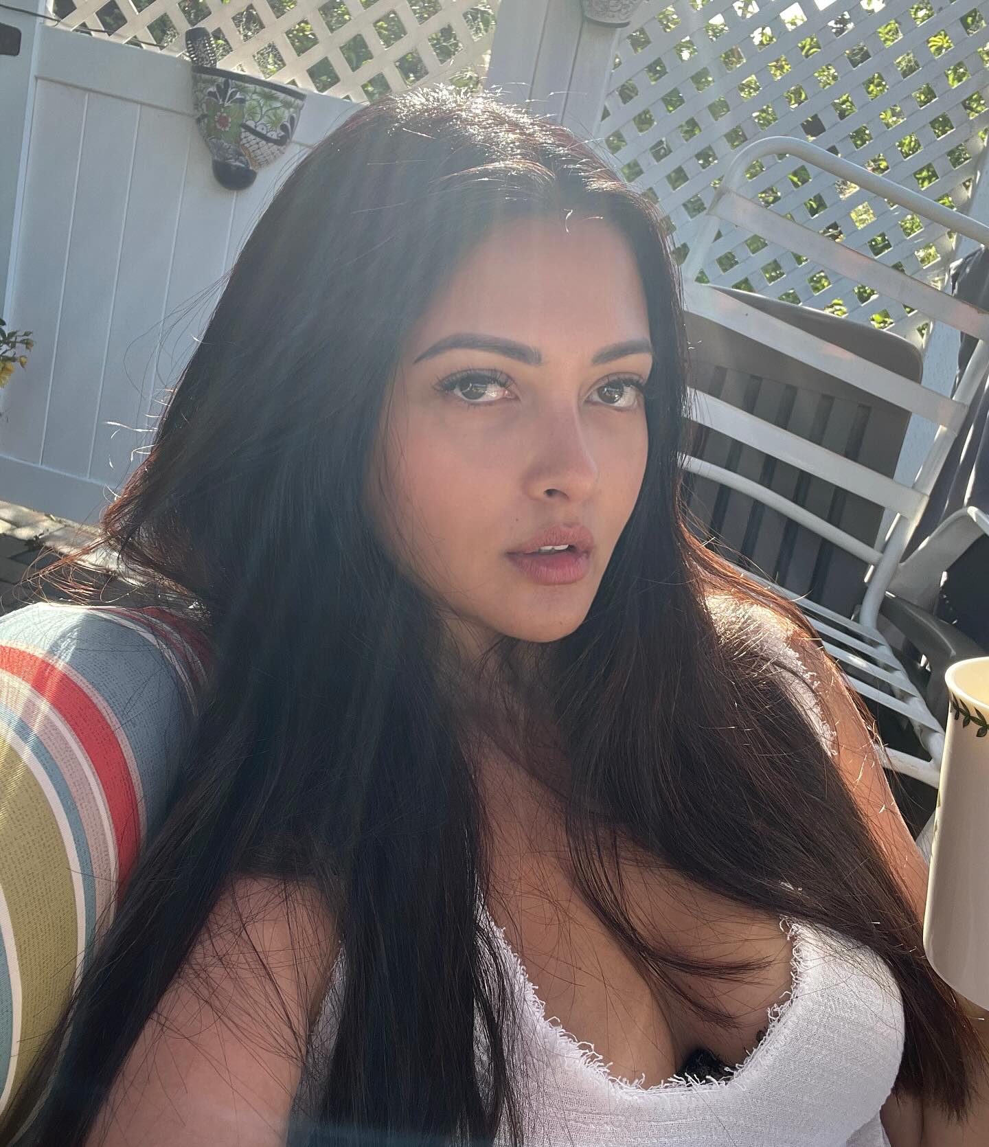 GRJn2e0aAAAetyB?format=jpg&name=large