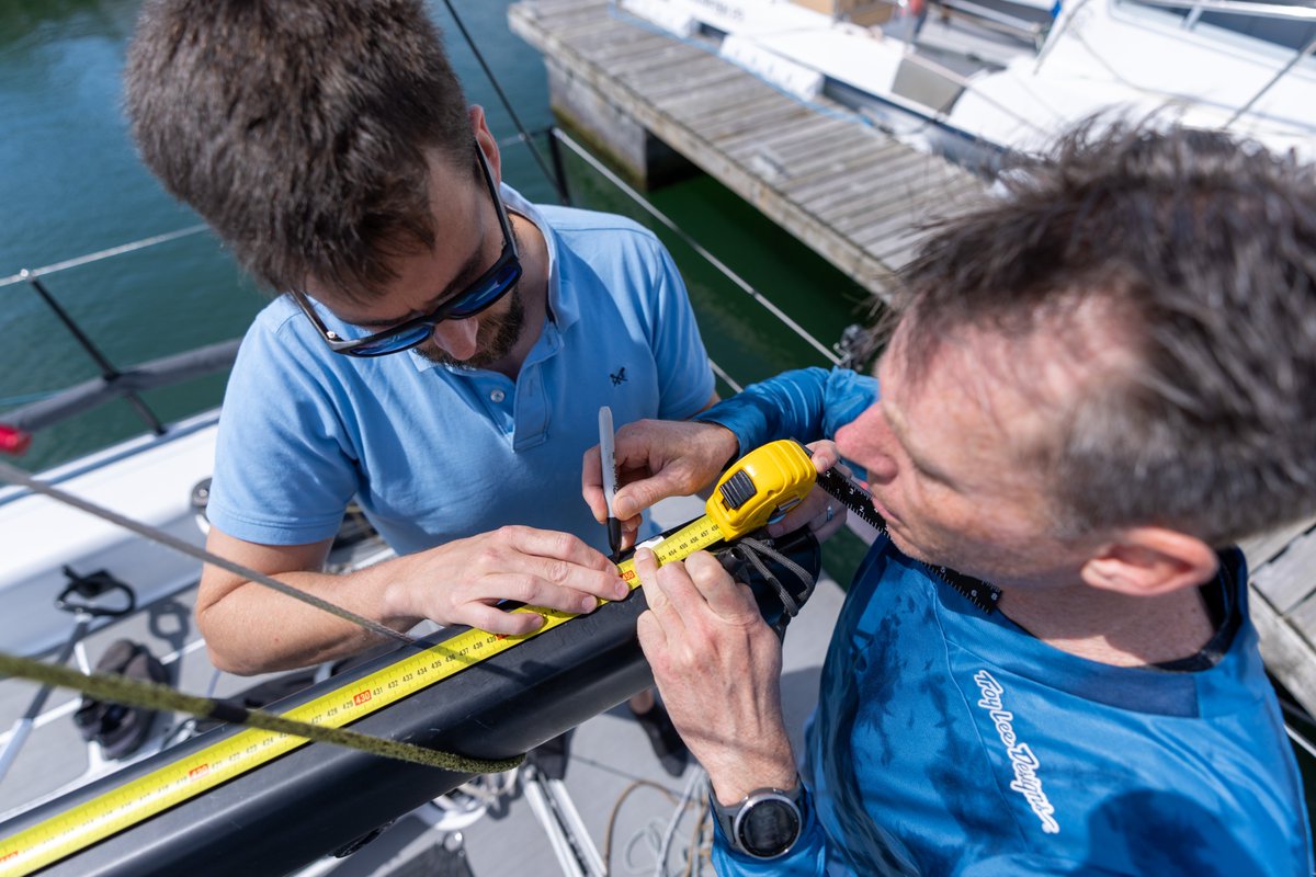 HarkenUK's tweet photo. Cape 31 teams making final preparations and getting ready to race for Round 4 at the Royal Lymington Yacht Club, plus some cool Harken shots captured by Ian Roman📸

@RLymYC 

#Cape31 #Cape31Class #Cape31UK #Harken #HarkenUK #Lymington https://t.co/zzeycZb5Hb