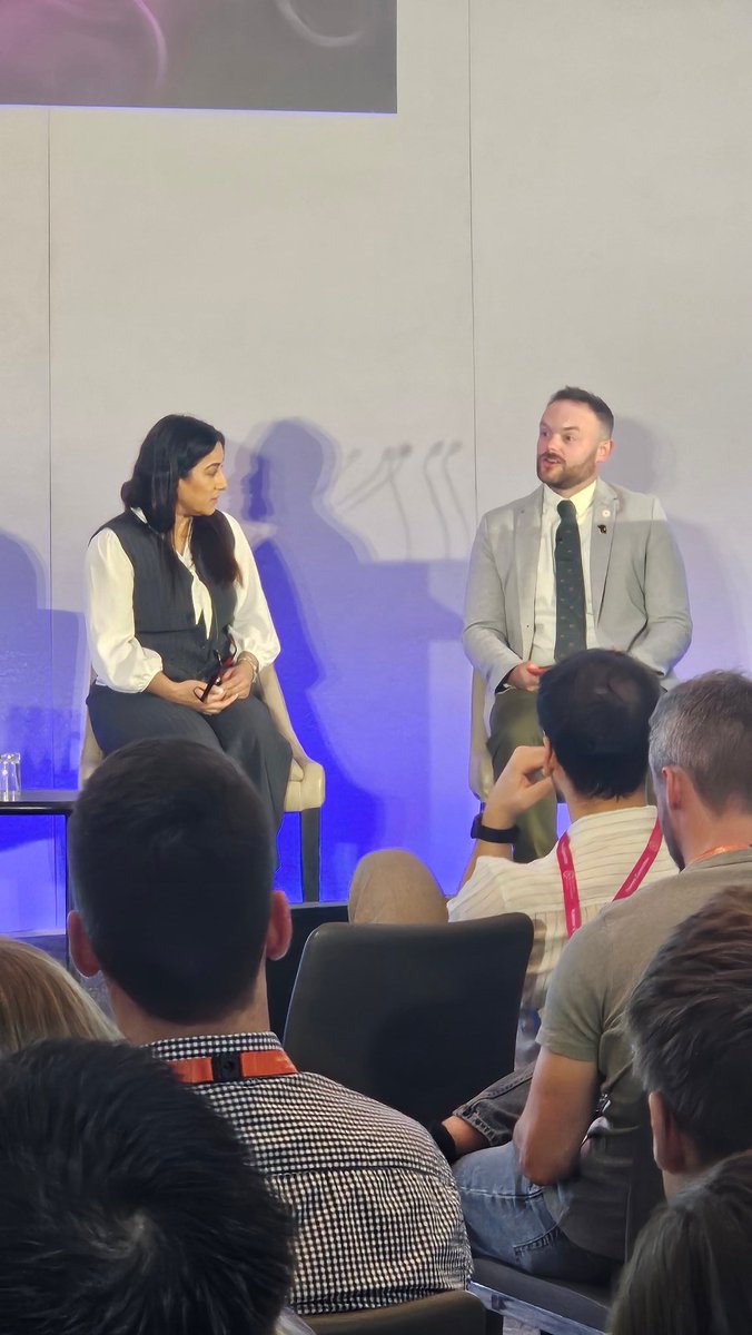 Incredible Keynote from <a href="/NadineMontgmery/">Nadine</a> 
Highlighting the importance of consent and how it should be supported decision making. 
Putting the impact we have on our patients into perspective. Thank you! 
@Anaes_Trainees <a href="/Assoc_Anaes/">Association of Anaesthetists</a> #TC2024