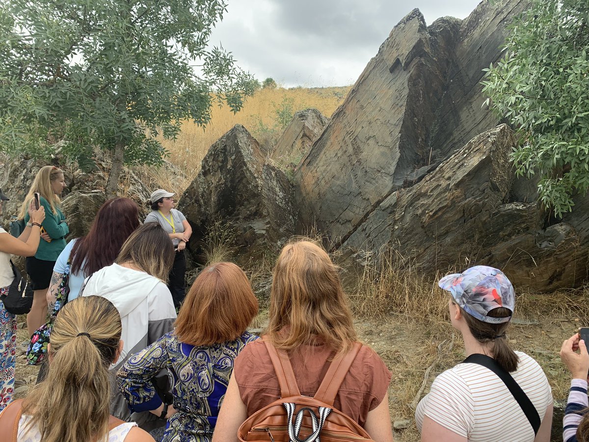 Disfrutando del arte paleolítico en Siega Verde, el doble master de <a href="/usal/">Universidad de Salamanca</a> y <a href="/jmu/">JMU</a> Los caballos, uros y ciervos nos contemplan…