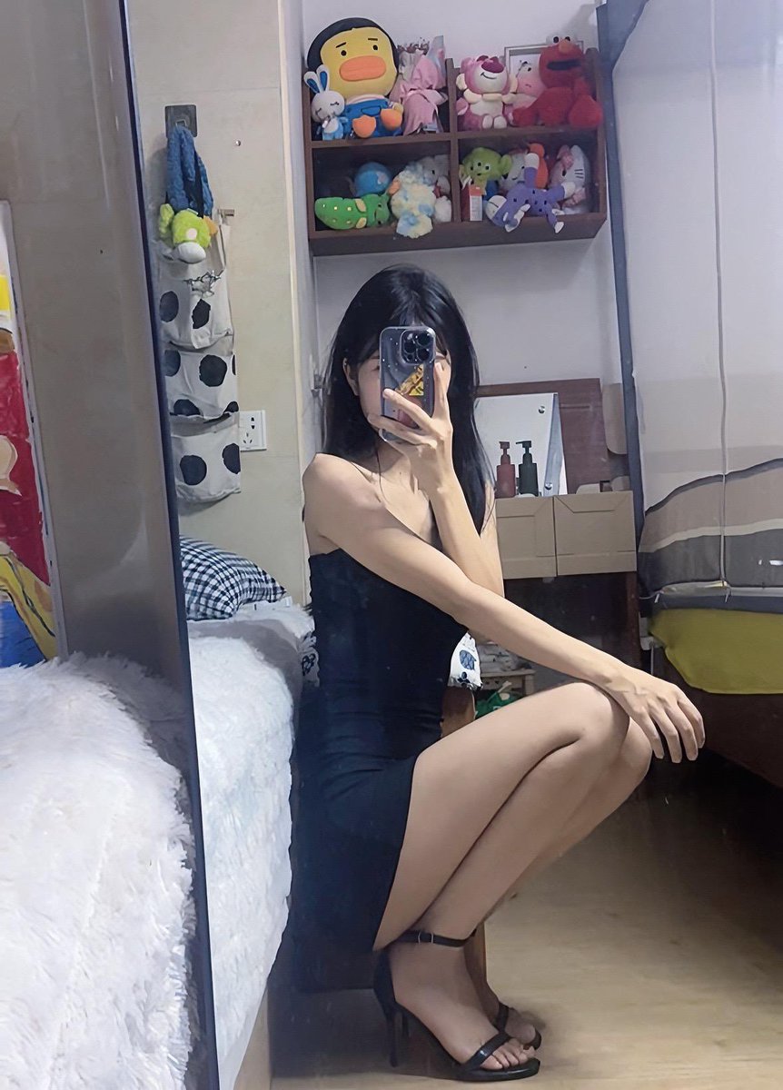 BrigidaVin36720's tweet photo. 如果你前女友和现女友同时掉水里了，那我能做你女朋友吗🥰 https://t.co/idaGK9IxZk