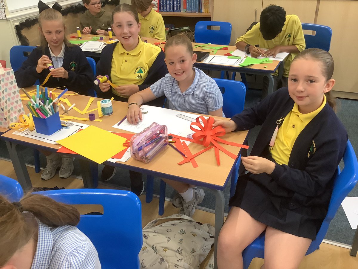 missrfry's tweet photo. A successful morning with @MrsMuirhead5 preparing for our @PinehurstP mock election next week! The parties have been formed, manifestos created and our rosettes and polling station signs are ready to go! 🟡🟢🔵🔴 #experienceexcelenjoy https://t.co/OVJdzWgYls