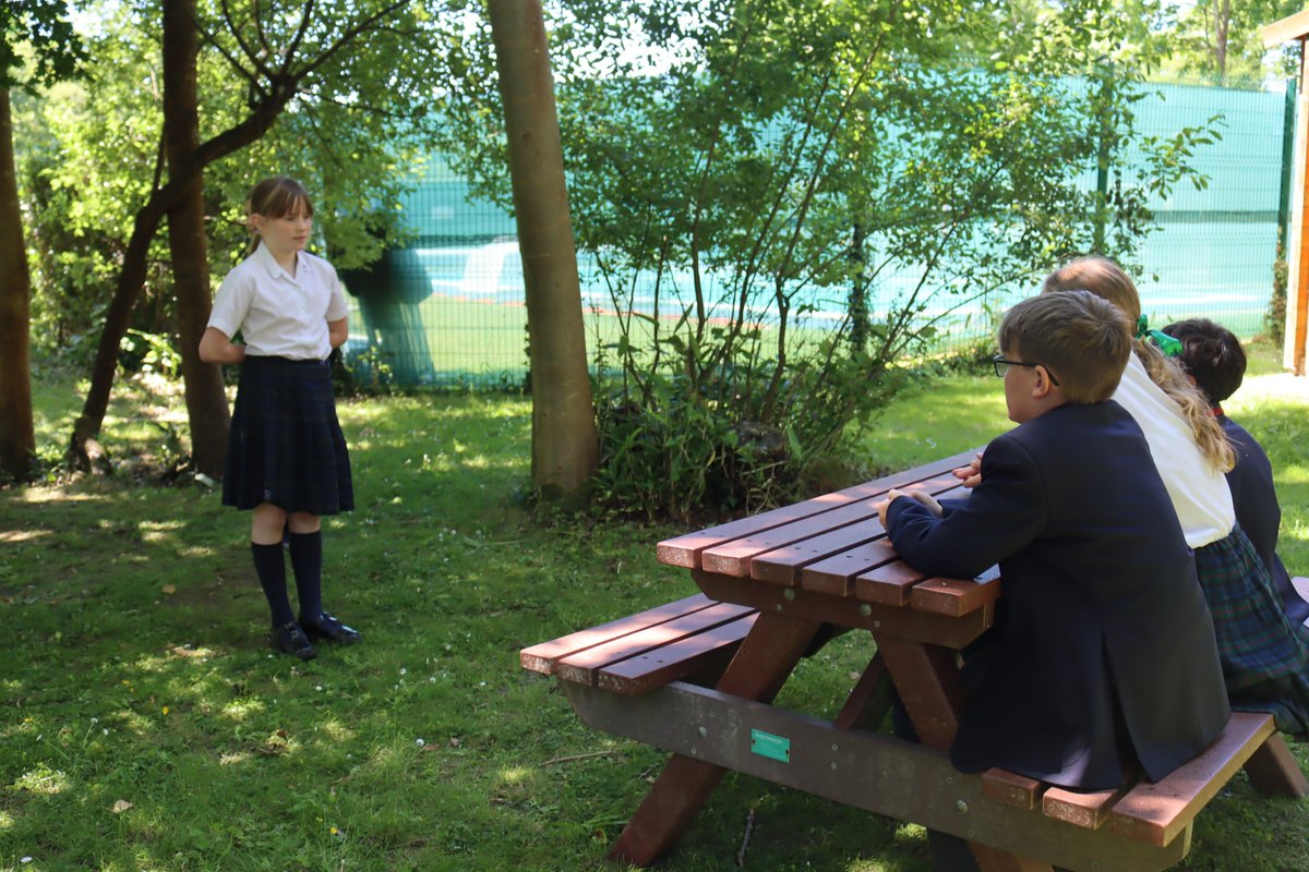BallardSchool's tweet image. Year 7 English pupils had a wonderful time outside in the sunshine as they set up and performed the critical court martial scene from Michael Morpurgo's popular novel, ‘Private Peaceful’.

#English #Year7 #UpperPrep #LearningBeyondTheClassroom #AcademicExcellenceAtBallard