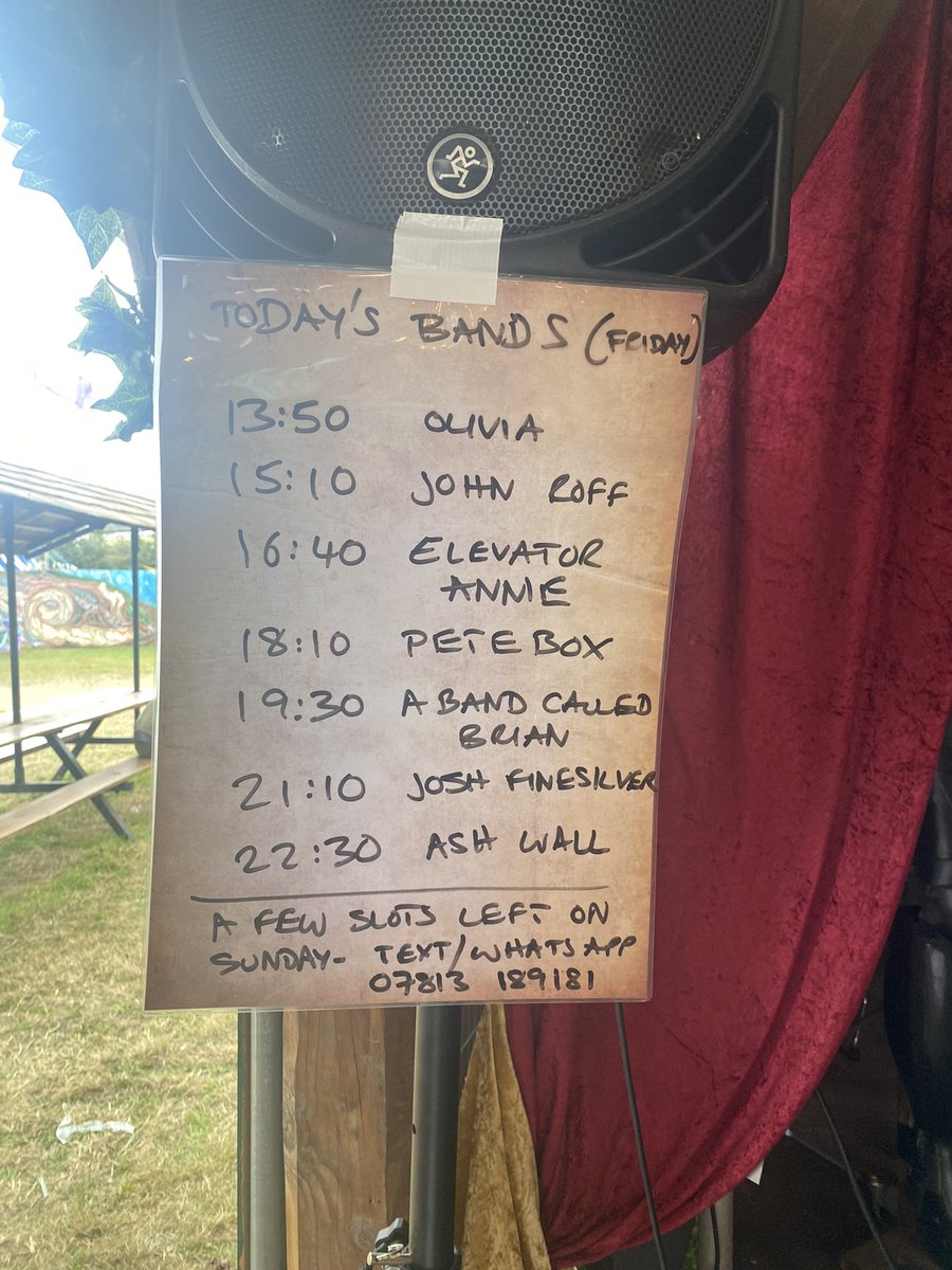 Goooood Morning Glasto goers !! Here’s our lineup for today, with Avalonoke again tonight to finish us off 🤟🏽🎶