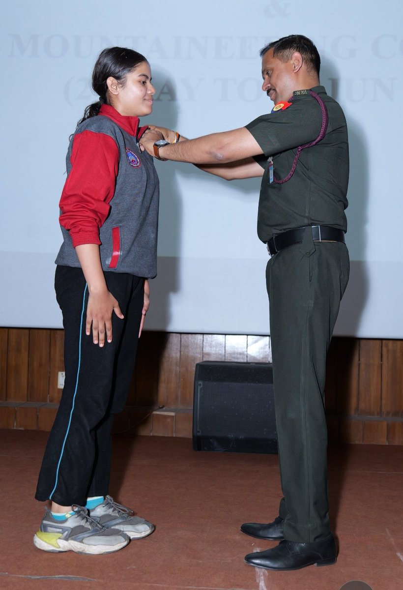 Gracey Dugar tweet media