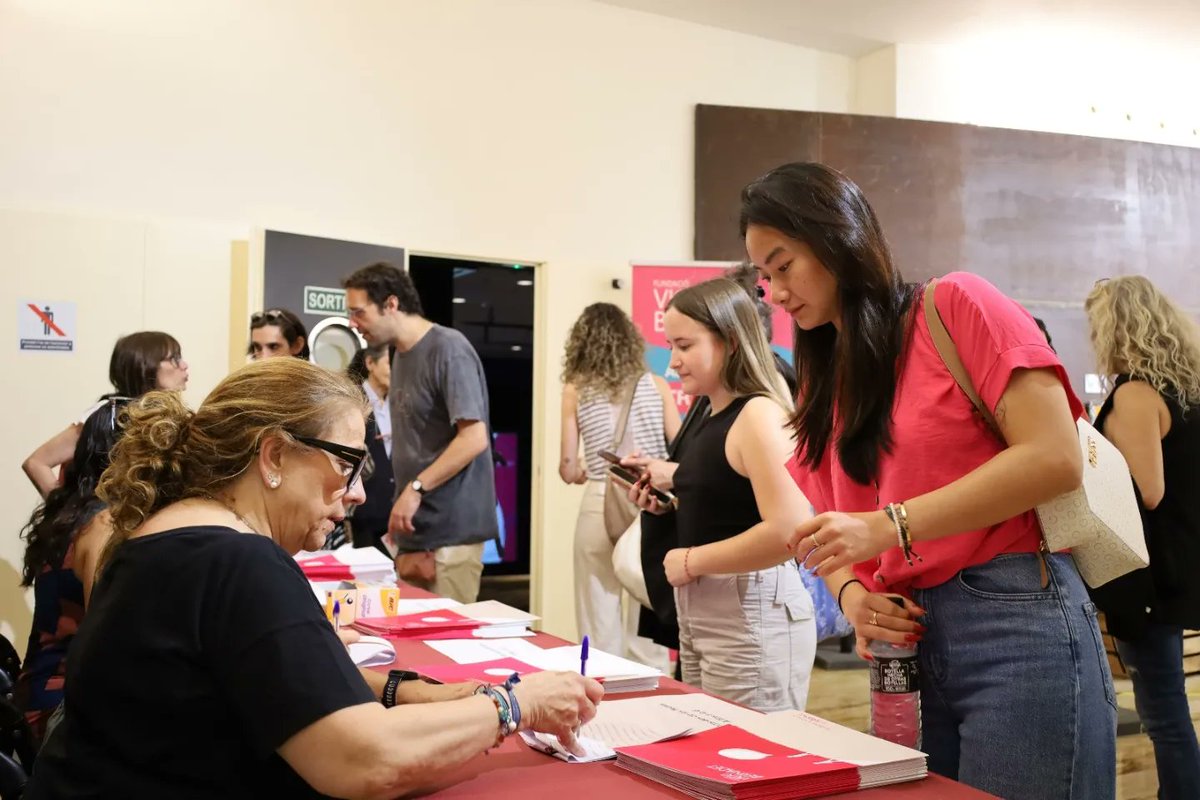 Fundació Vicki Bernadet tweet media