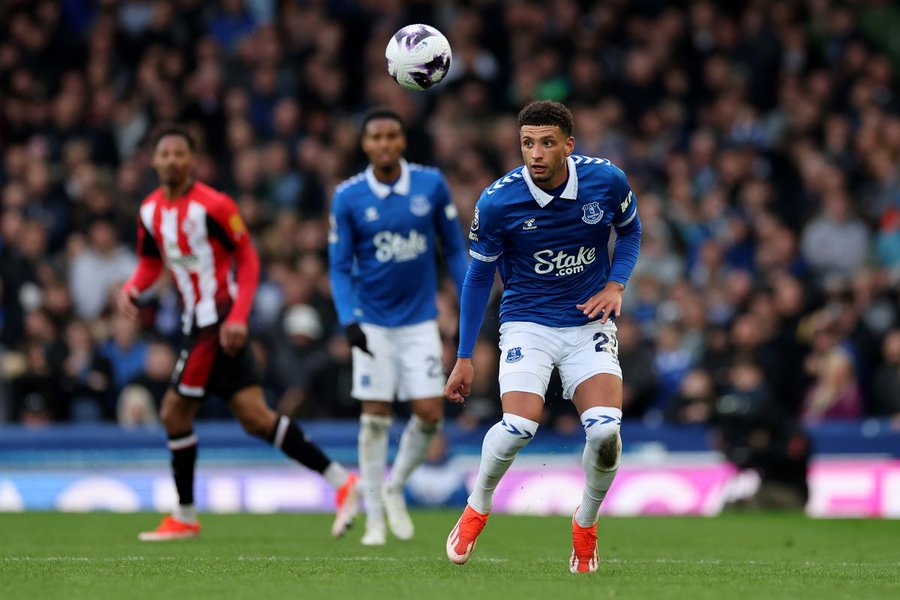 Le défenseur d'#Everton Ben #Godfrey est arrivé à Milan pour passer sa visite médicale avec l'#Atalanta. Transfert estimé à 9 M€.

Votre avis sur ce joueur @EFCFrance ?