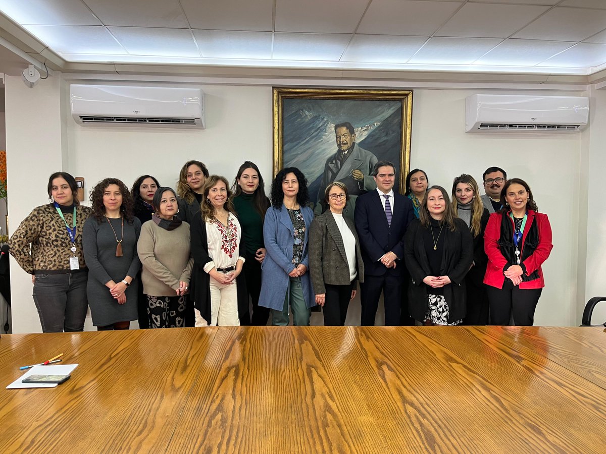 El miércoles 26 de junio se realizó la Mesa de Cooperación Intersectorial para conocer Medidas Priorizadas de Género ♀️ en el Plan de Acción de H2v 🔋 que considera líneas de trabajo con hitos de corto y mediano plazo para el despliegue de la industria del hidrógeno verde en 🇨🇱