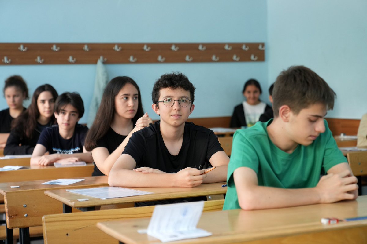 LGS Tercih Süreci Başladı

LGS kapsamındaki merkezî sınavla öğrenci alacak okulların bu yılki kontenjanları ile geçen seneki yüzdelik dilimleri, e-Okul sistemi üzerinden açıklandı.

👉🏻 meb.ai/UHrbuMQ