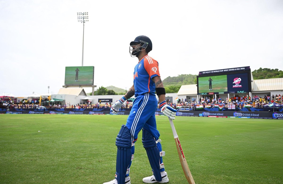 Kris Srikkanth said - "There's no problem with Virat Kohli not having a big score. He's a King of kings my dear friend". (Star Sports).