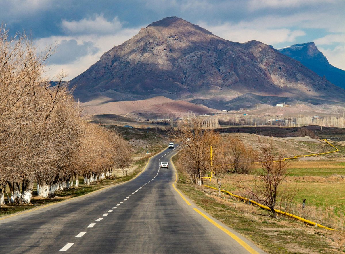 BrianCollinson's tweet photo. The theme of life as a journey is a fundamental human symbol.
"Vacations and Your Journey of Self Discovery" 
https://t.co/S7Mt4tbe5T 
Please retweet! https://t.co/VX1psrWss6