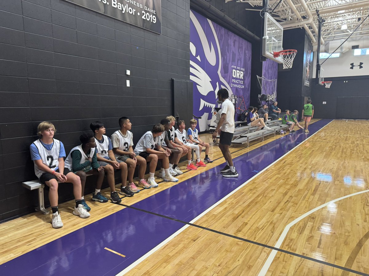 ACU_MBB's tweet photo. Thank you to everyone who came out for our 2nd Day Camp. One of our biggest camps ever! Look forward to seeing you guys in Moody in November.
#GoWildcats https://t.co/gRH2Z5iLbO