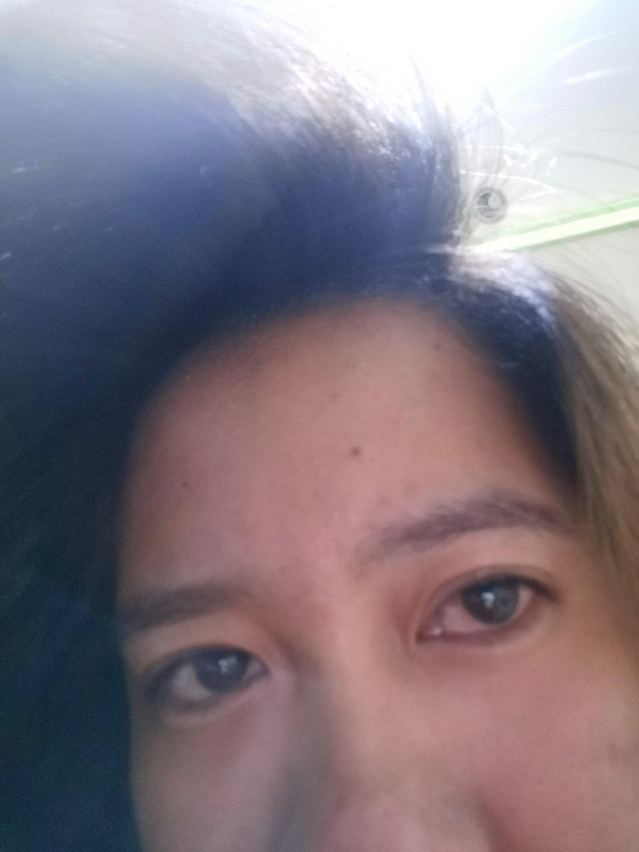 mchyllajms's tweet photo. Posting this ugly half faced of mine, in the midst of crying... To mark how much I love him https://t.co/nRUsDtqV29