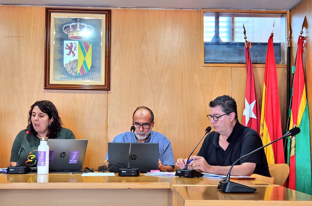 vipckyArg's tweet photo. Empieza el #PlenoOrusco.

#TrabajandoPorOrusco #Orusco 

@j_asanchez @anamillanpp https://t.co/9ggqIVLCtA
