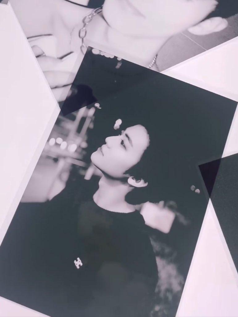 แจมินเป็นศิลปินจริง ๆ เขาเกิดมาเพื่อเป็นศิลปินอะ ไม่ว่าจะอยู่ตรงจุดไหนเขาก็คือศิลปินผู้สร้างผลงานได้อย่างยอดเยี่ยม เราหวังว่าอนาคตก็จะได้เห็นผลงานของคุณนาแจมินอีกในหลาย ๆ รูปแบบอย่างที่คุณเขาตั้งใจไว้เลย 🤍