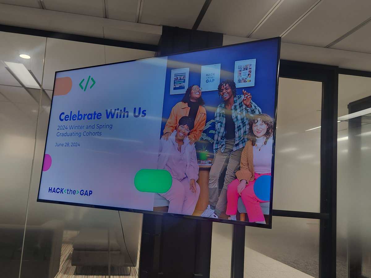 ling_becker's tweet image. What a great way to end the week! Current POV getting ready to celebrate @HackTheGap graduates! Funded by @RamseyCounty and @cityofsaintpaul American Rescue Plan Act funds!