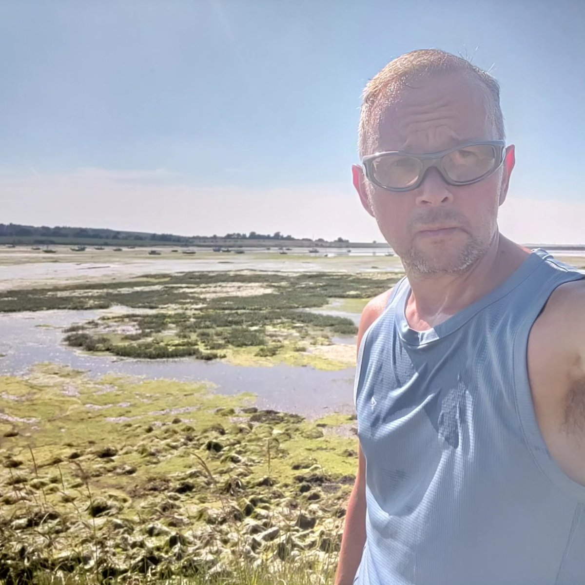 RunTheWorldChallenge tweet media