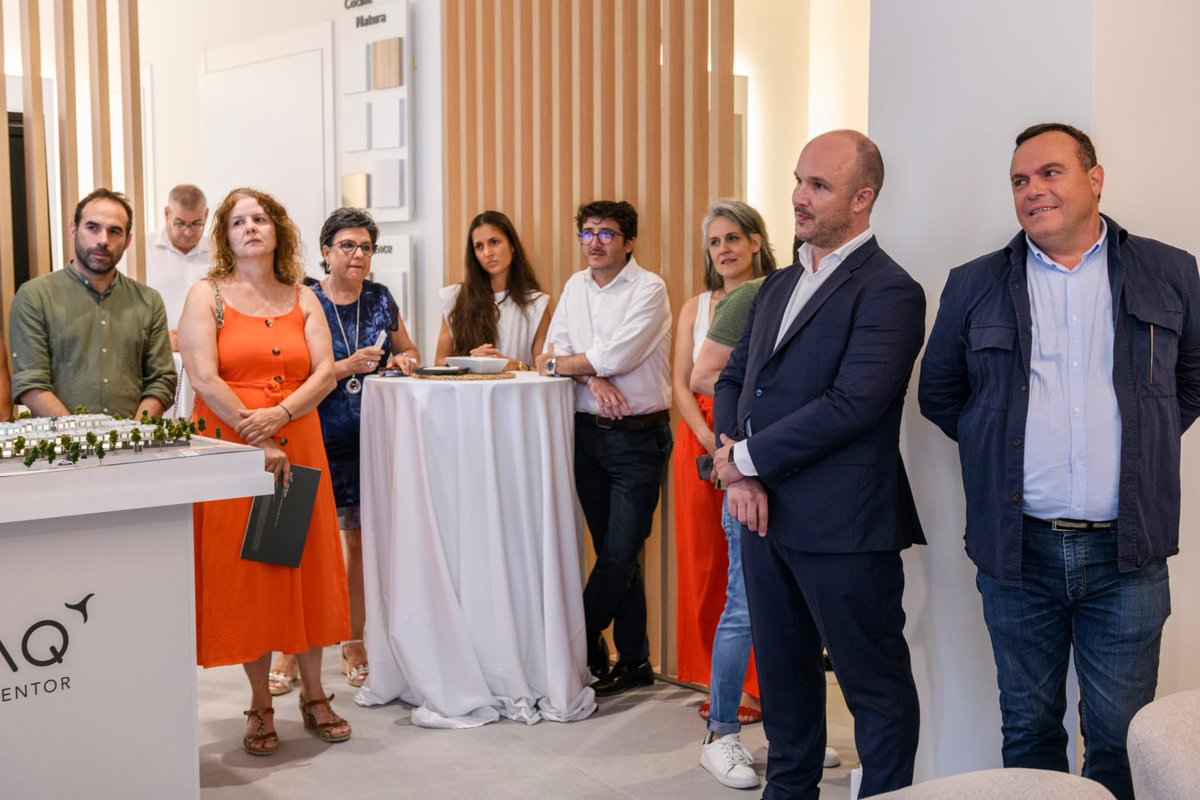 Ayer el equipo de 🚀 Noved anduvo dividido en varios eventos. De esos días en los que da gusto trabajar en este maravilloso sector.  #eventos 
Junio nunca defrauda!! 😅