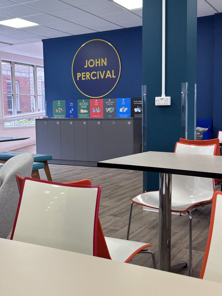 Miss Jones tweet media