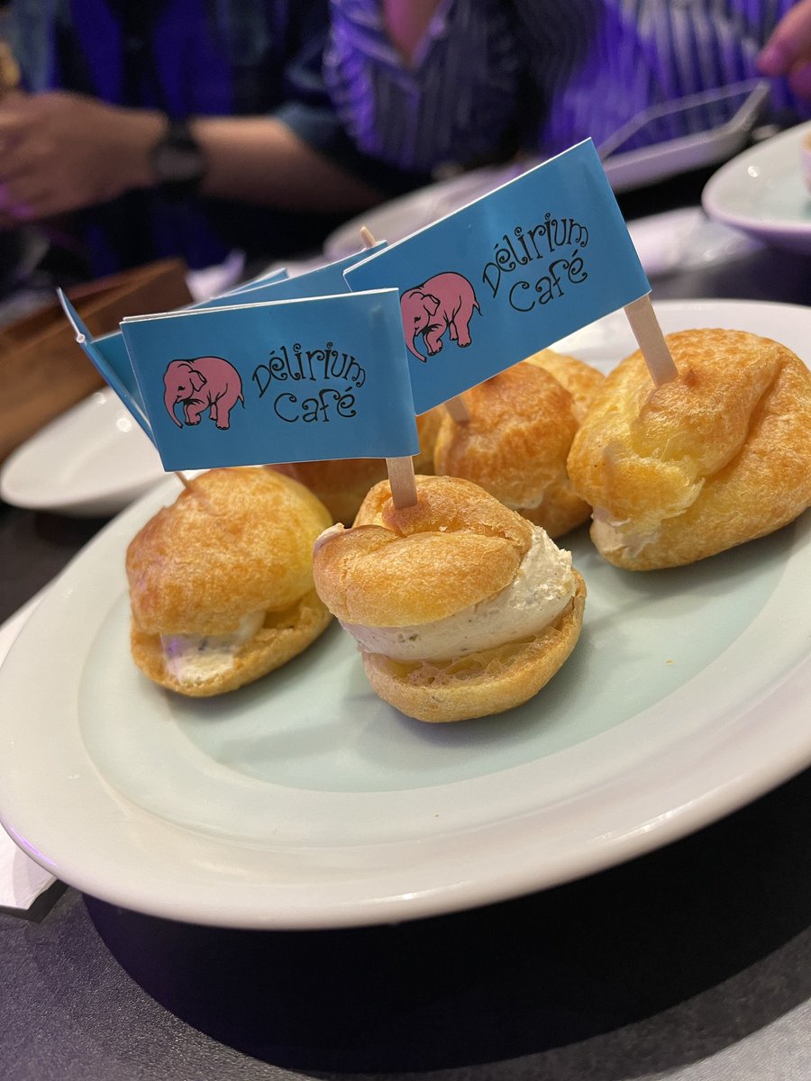 MasaDirector's tweet image. 今日はAdobe Community Expertsの首都圏メンバー交流会でした。Adobeコミュニティーの守護者として、さまざまなビジネスの現場で共に最前線で戦う同志としてやはり話が合うし話題は尽きない。そんな素敵な飲み会！メンバーの皆さん今度ともよろしくお願いします🍻

#AdobeCommunityExperts
#Adobe